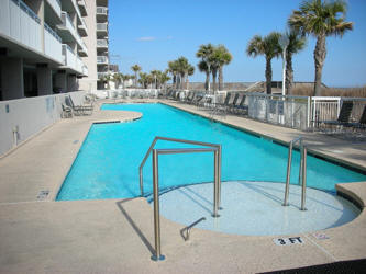 Owner's Quarters Crescent Shores Pool Image